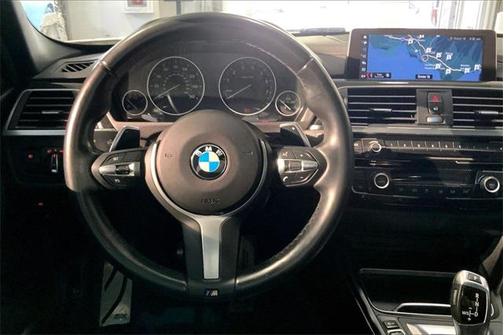 2018 BMW 330e iPerformance