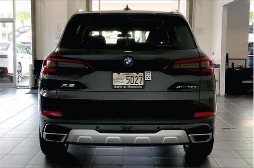 2023 BMW X5 xDrive45e