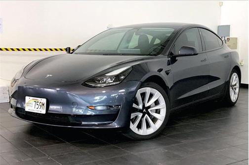 2022 Tesla Model 3 Standard Range