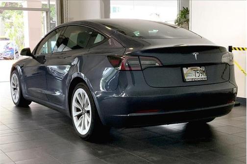 2022 Tesla Model 3 Standard Range