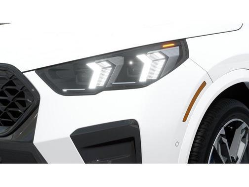 Alpine White 2026 BMW X2 xDrive28i