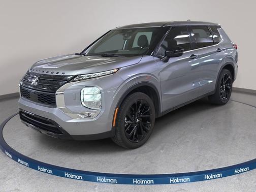 Silver 2022 Mitsubishi Outlander