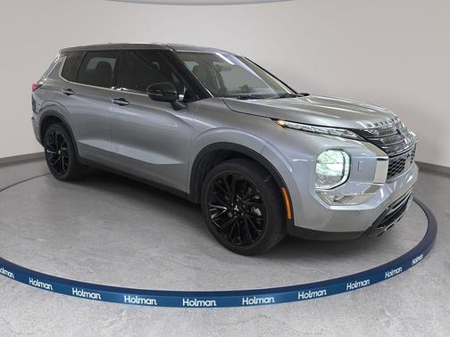 Silver 2022 Mitsubishi Outlander