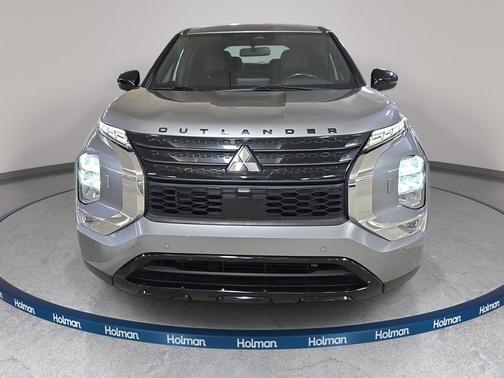 Silver 2022 Mitsubishi Outlander