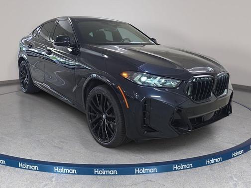 Carbon Black Metallic 2024 BMW X6 xDrive40i