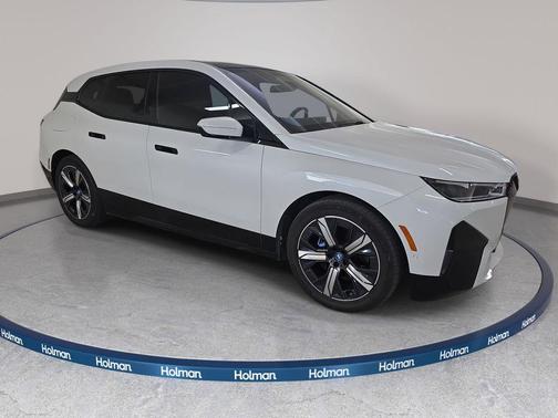 Mineral White Metallic 2023 BMW iX xDrive50