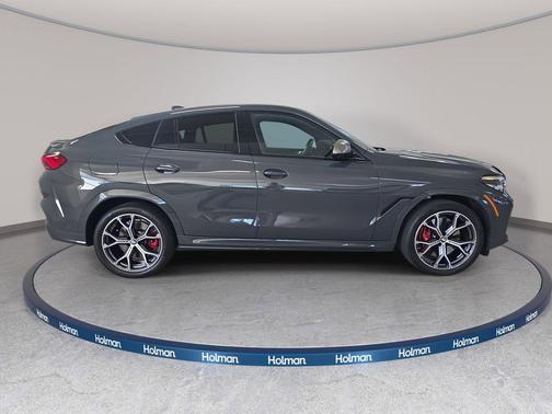 2023 BMW X6 M50i