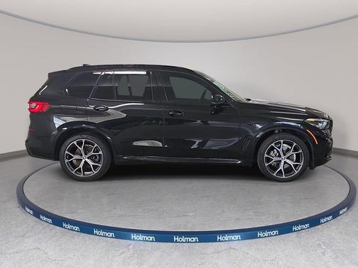 Black Sapphire Metallic 2020 BMW X5 sDrive40i