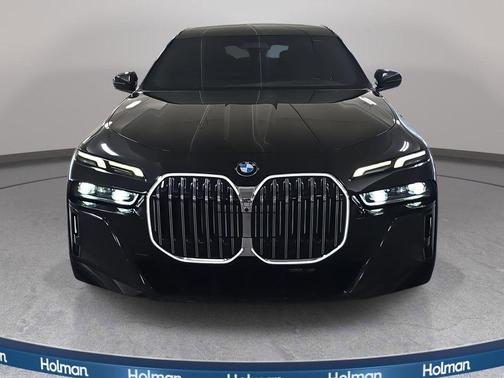 2023 BMW 760 i xDrive