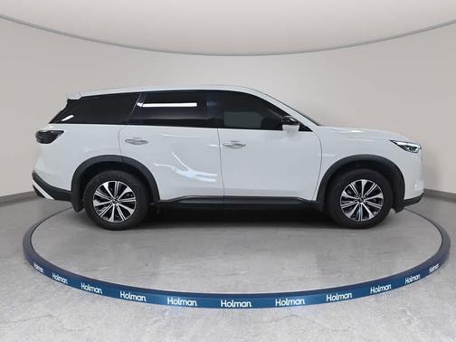 Glacier White 2024 INFINITI QX60 Pure