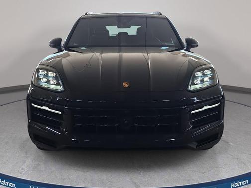 2024 Porsche Cayenne S