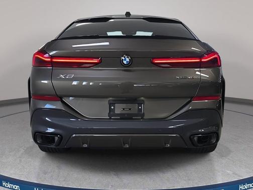 Manhattan Green Metallic 2026 BMW X6 xDrive40i
