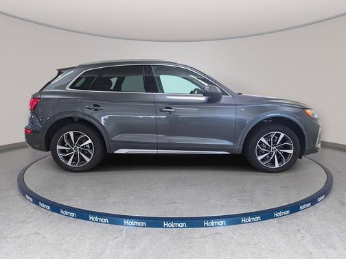 2022 Audi Q5 45 S line Premium Plus