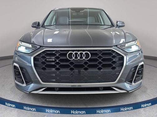 2022 Audi Q5 45 S line Premium Plus