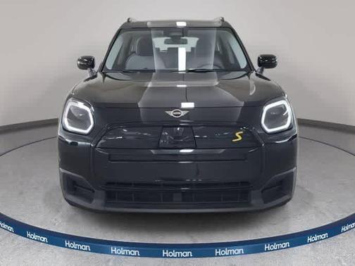 Midnight Black 2025 MINI Countryman Base