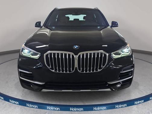 Jet Black 2023 BMW X5 sDrive40i