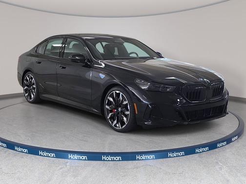 Black Sapphire Metallic 2026 BMW i5 eDrive40
