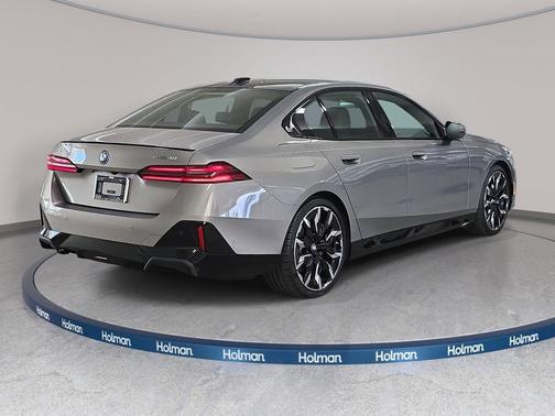 Gray Metallic 2026 BMW i5 eDrive40