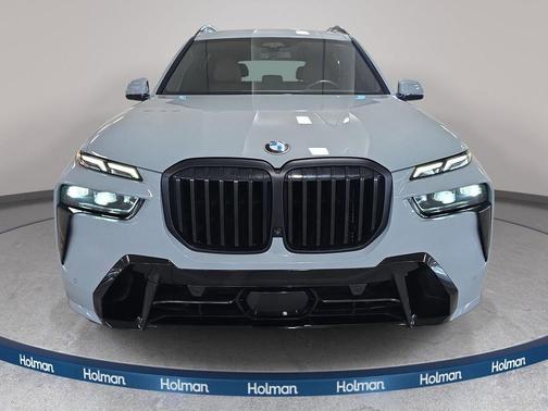 Brooklyn Gray Metallic 2024 BMW X7 xDrive40i