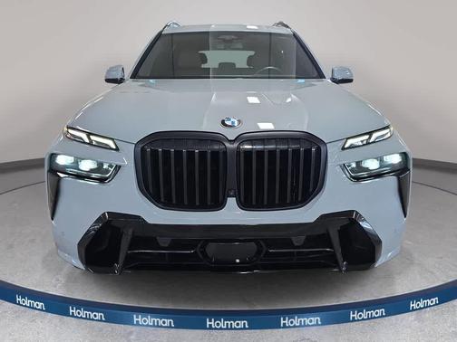 Brooklyn Gray Metallic 2024 BMW X7 xDrive40i