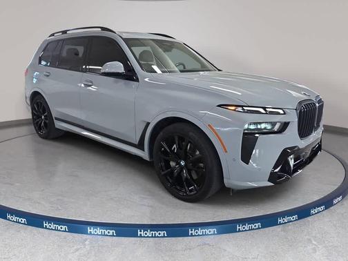 Brooklyn Gray Metallic 2024 BMW X7 xDrive40i