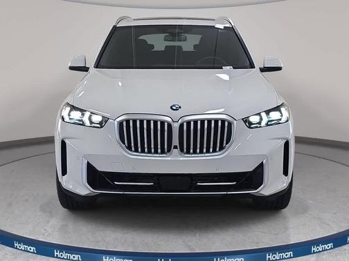Alpine White 2026 BMW X5 sDrive40i