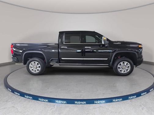 Black 2024 Chevrolet Silverado 2500 High Country