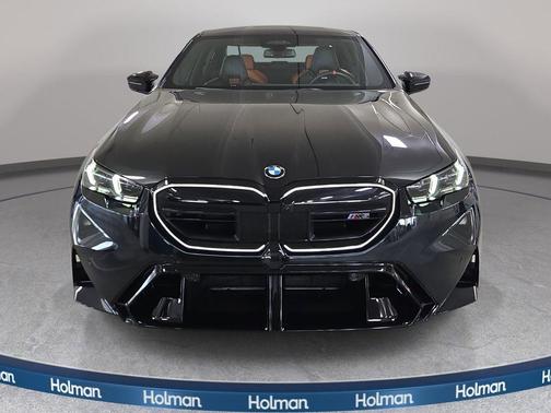 Black Sapphire Metallic 2026 BMW M5 Base
