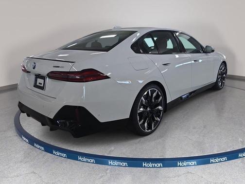 Alpine White 2026 BMW i5 eDrive40