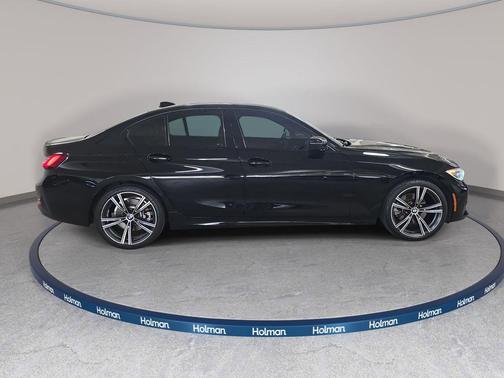 2022 BMW 330 330i
