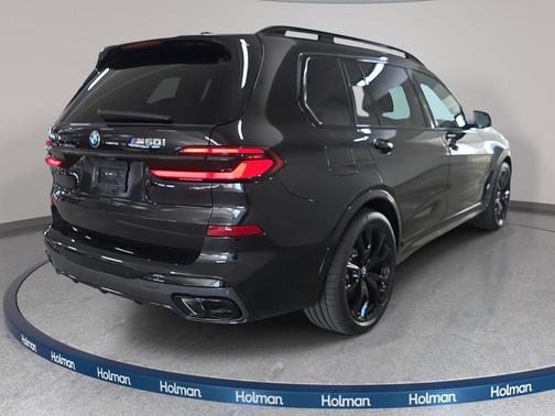 2026 BMW X7 M60i