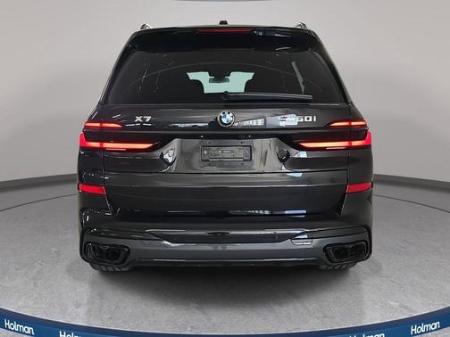 2026 BMW X7 M60i