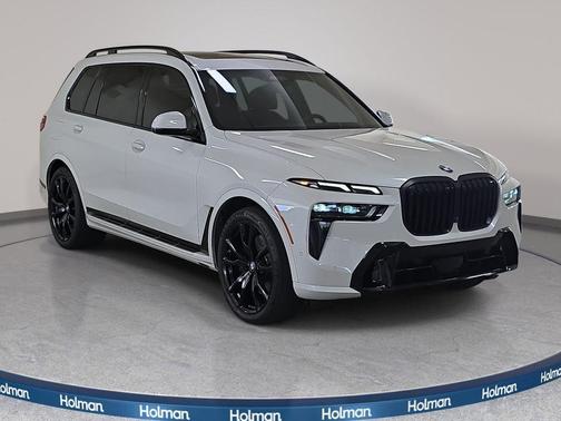 Mineral White Metallic 2024 BMW X7 xDrive40i