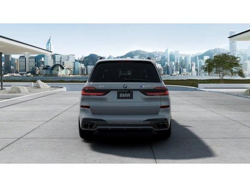 Gray Metallic 2026 BMW X7 M60i