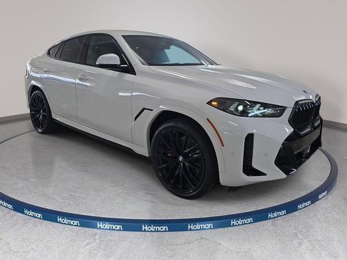 Alpine White 2027 BMW X6 xDrive40i