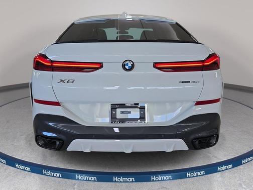 Alpine White 2027 BMW X6 xDrive40i