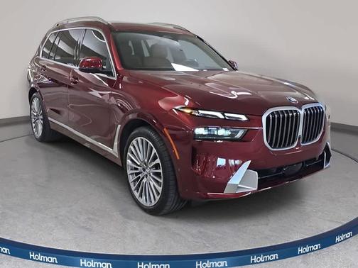 Aventurin Red Metallic 2026 BMW X7 xDrive40i