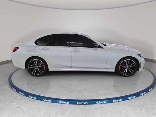 Mineral White Metallic 2023 BMW 330 i