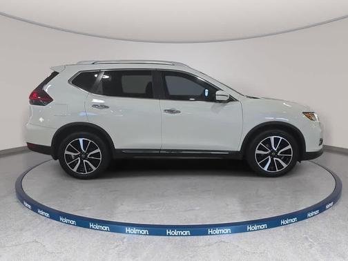 White 2020 Nissan Rogue SL