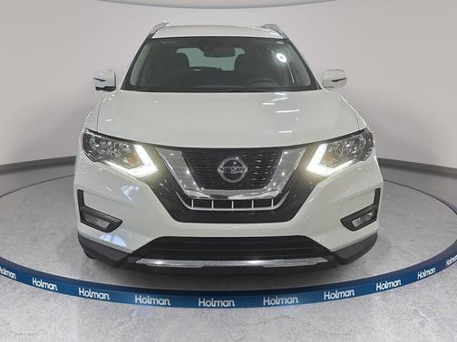 White 2020 Nissan Rogue SL
