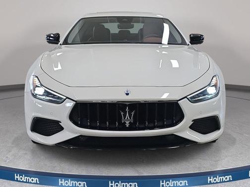2023 Maserati Ghibli Modena