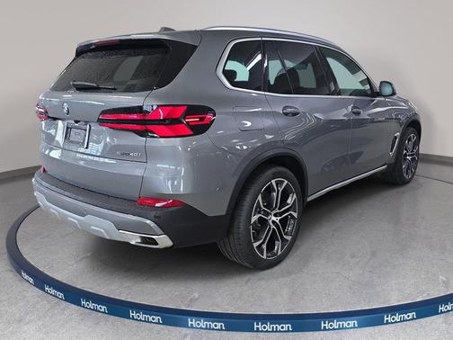 Gray Metallic 2026 BMW X5 sDrive40i