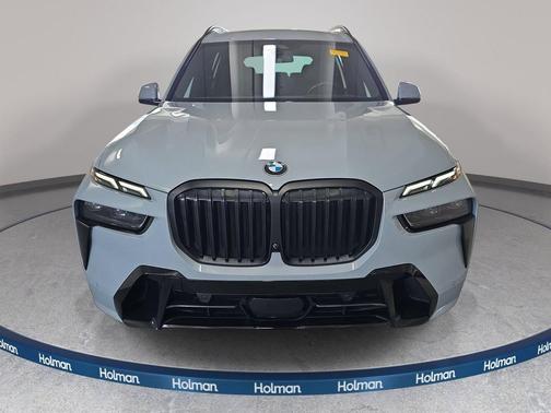 Brooklyn Gray Metallic 2024 BMW X7 xDrive40i
