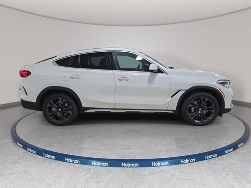 Alpine White 2021 BMW X6 xDrive40i