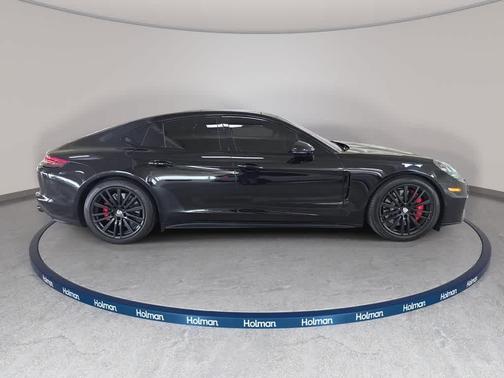 Jet Black Metallic 2020 Porsche Panamera GTS