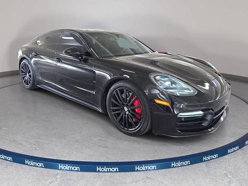 Jet Black Metallic 2020 Porsche Panamera GTS