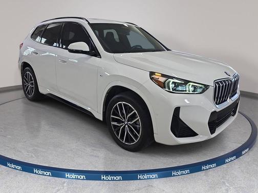 Alpine White 2023 BMW X1 xDrive28i
