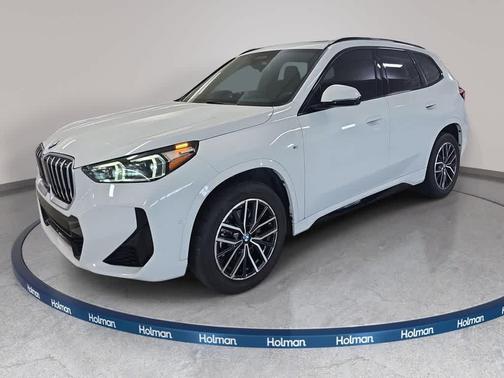 Alpine White 2023 BMW X1 xDrive28i