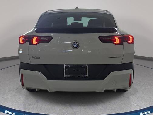 Alpine White 2026 BMW X2 xDrive28i