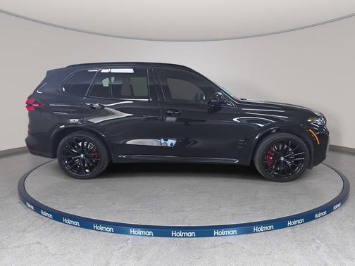 2025 BMW X5 M60i